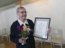 Seuran kunniajäseneksi kutsuttiin Helmi Kokkala.